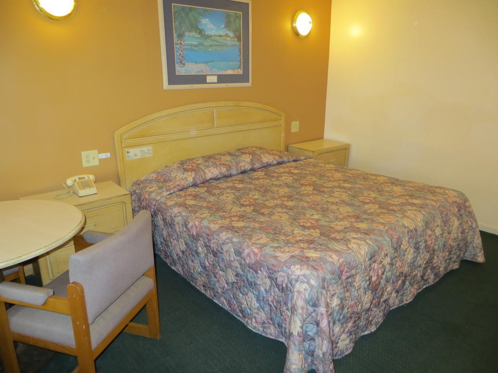 Budget Inn Sebring Oda fotoğraf